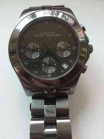 Наручные часы от бренда Marc Jacobs Астана