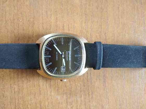 Часы мужские наручные ГДР позолоченные Костанай