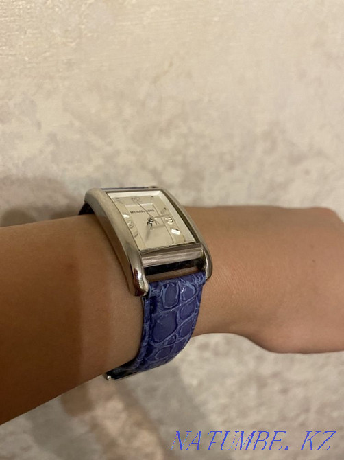 Наручные часы Michael Kors Алматы - изображение 4