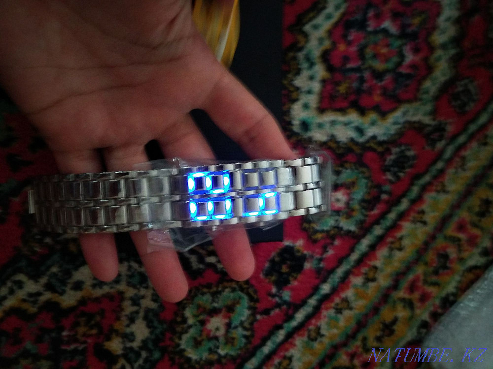 Wristwatch Oral - photo 3