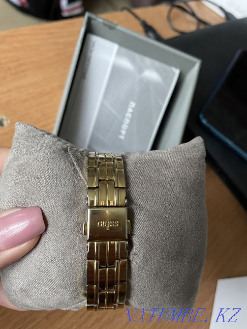 Наручные часы Guess Алматы - изображение 2