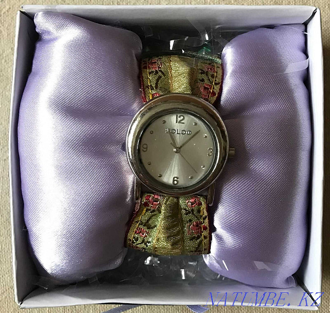 Selling brand new women's watches. Oral - photo 2