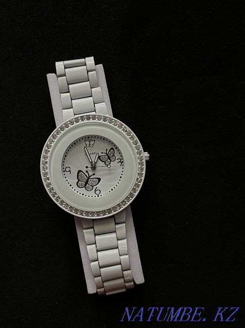 Women's watch in perfect condition. Haven't been worn. Strap not r Almaty - photo 1
