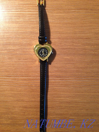 women's wrist watch Astana - photo 1