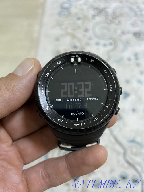 Наручные часы Suunto Аксай - изображение 1