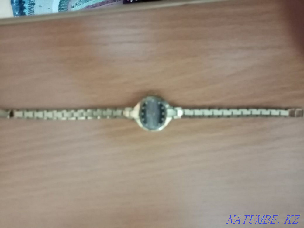 Часы наручные женские, советские Кокшетау - изображение 2