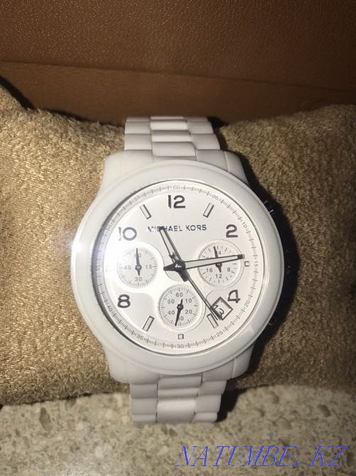 Часы наручные Актау - изображение 2