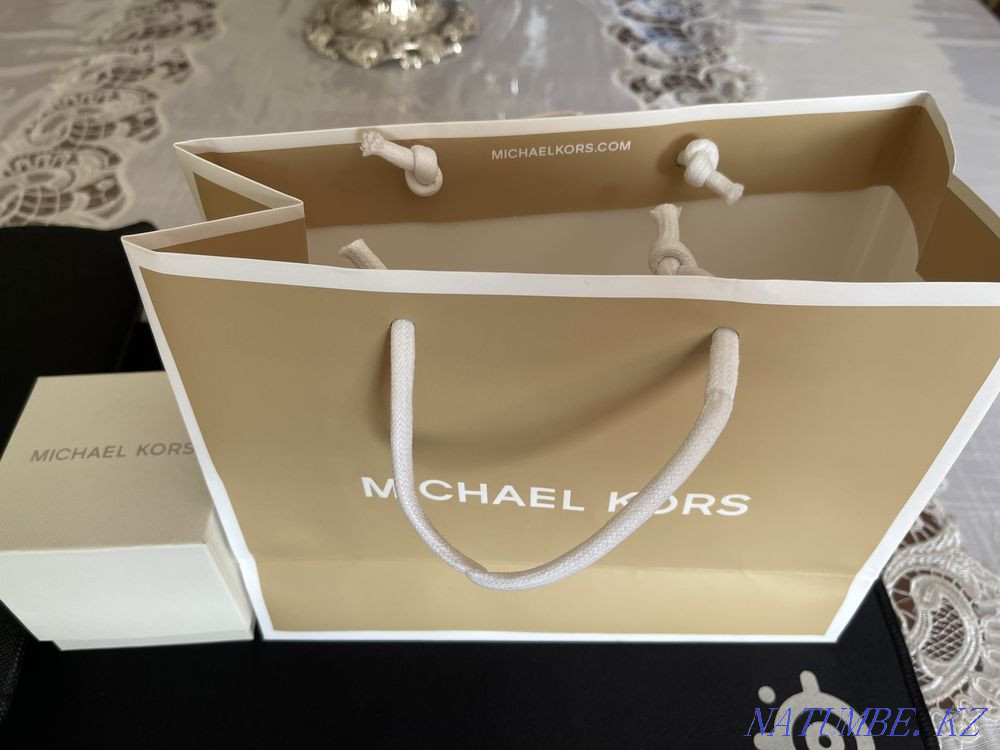 Наручные часы Michael Kors MK8086 Алматы - изображение 4