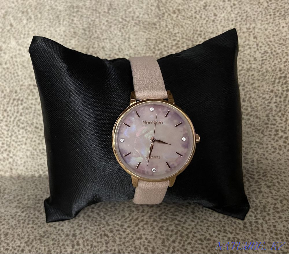 Часы новые наручные в коробке Астана - изображение 2