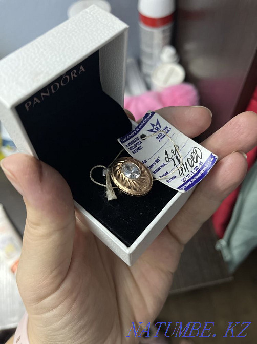 Gold ring with zirconium Almaty - photo 2