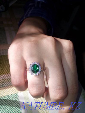 Silver ring with emerald Taraz - photo 2