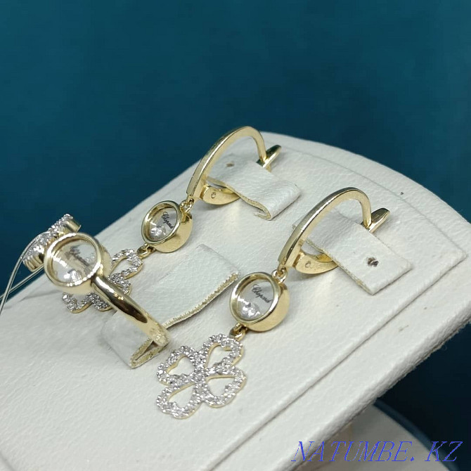 Delicate Chopard set in yellow gold and diamonds Almaty - photo 3