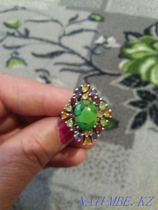 I will sell a silver ring with pebbles. 925 test. Almost like new. Большой чаган - photo 1