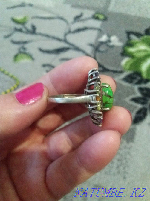 I will sell a silver ring with pebbles. 925 test. Almost like new. Большой чаган - photo 2