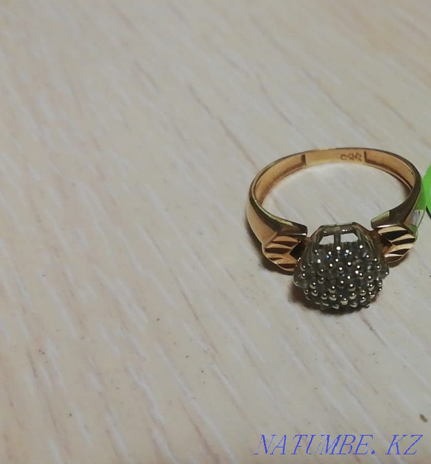 Срочно продам золотые кольца 50000т проба 585 2.5гр Атырау - изображение 1