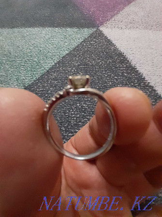 I will sell a chic diamond ring with white gold 1 carat Almaty - photo 3