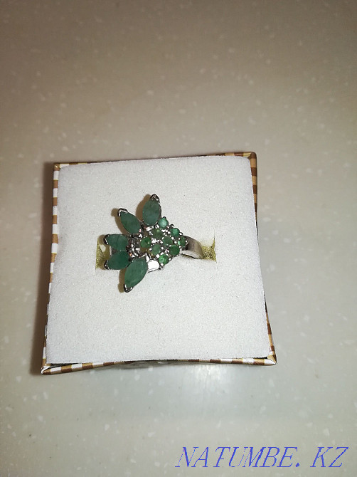 Silver ring with chrysoprase stone Almaty - photo 2