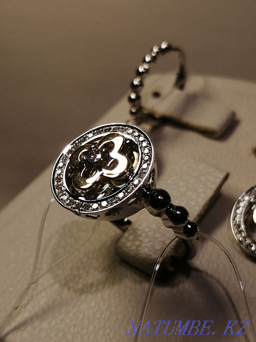 Luxury set Van Cleef gold with diamonds Almaty - photo 3