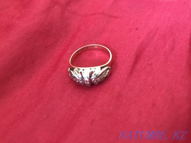 Golden ring with diamond Shymkent - photo 2