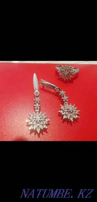 Серьги и кольцо, белое золото, италия, долго не носила. Сарыкамыс - изображение 1