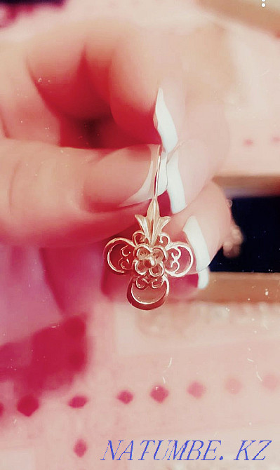 ПРОДАМ золотые серьги !!! Астана - изображение 3