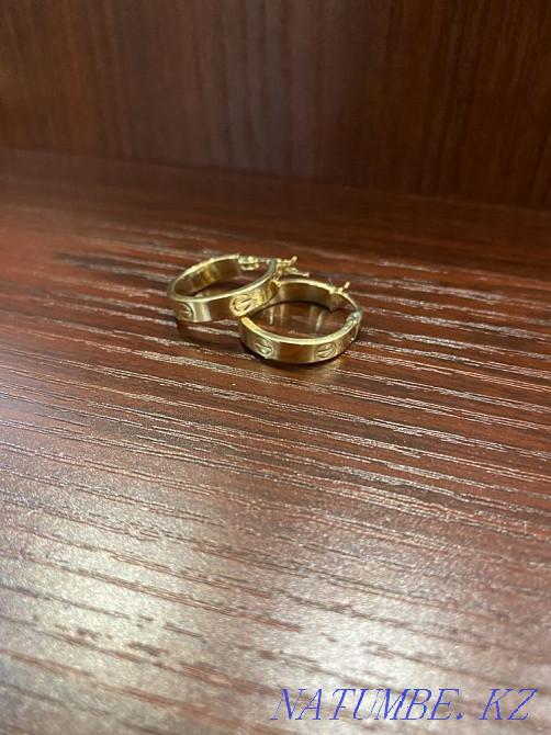 Круглые картье. 14 Карат. Желтое золото Алматы - изображение 1