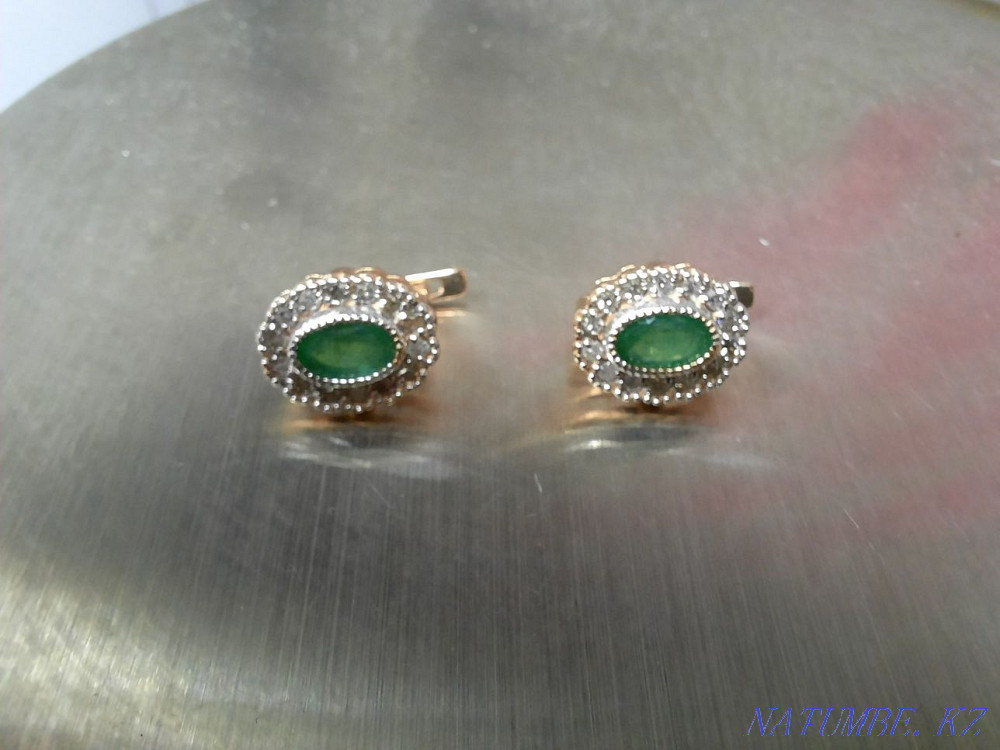 Earrings gold 585 with diamonds Байтерек - photo 3