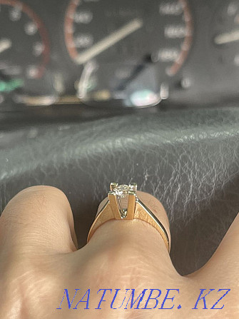 кольцо с крупным бриллиантом Алматы - изображение 1
