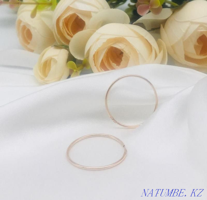 earrings, gold 585 Russia, weight 1.36 g, gold 585 Russia, weight 1.36 g. Astana - photo 1