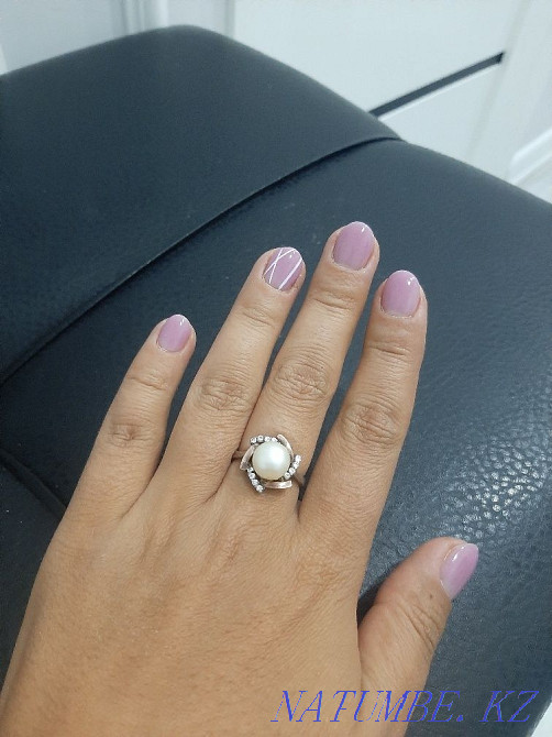 Серебряный комплект с жемчугом и фианитом Алматы - изображение 3