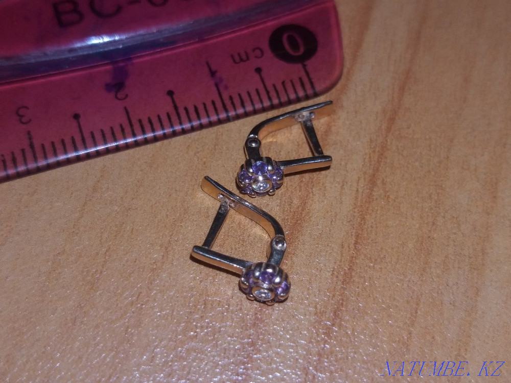 Gold children's earrings Temirtau - photo 1