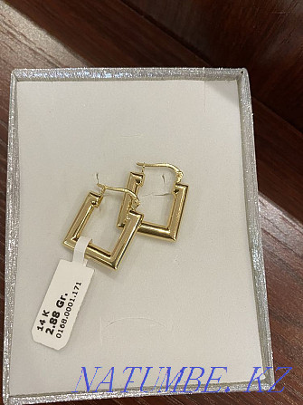 Selling new gold earrings Almaty - photo 2