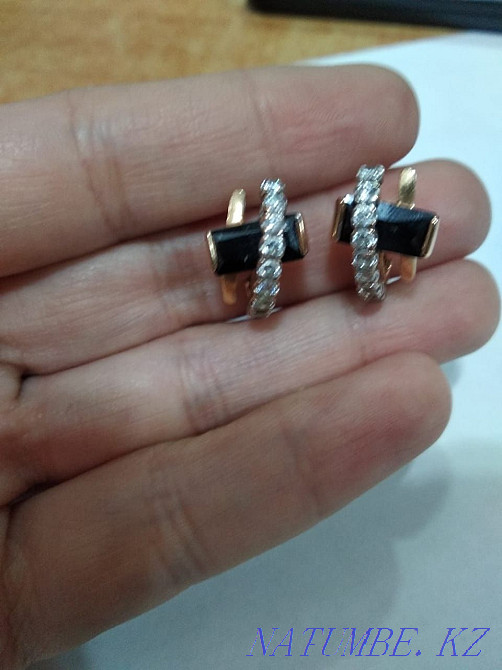Продам золотые серьги и кольцо Алгабас - изображение 3