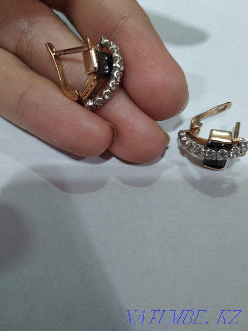 Продам золотые серьги и кольцо Алгабас - изображение 2