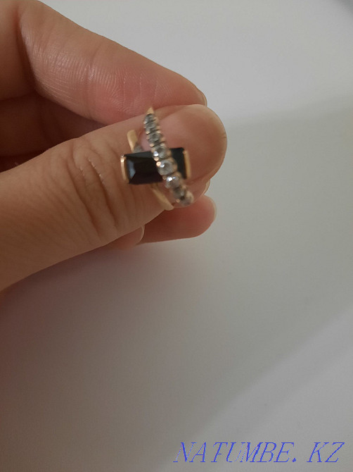 Продам золотые серьги и кольцо Алгабас - изображение 7