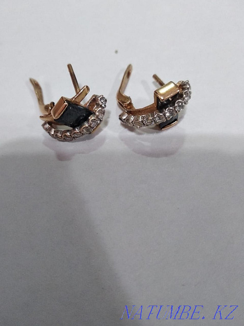 Продам золотые серьги и кольцо Алгабас - изображение 5