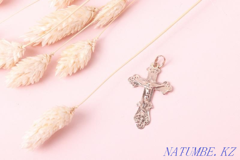 Crosses, gold 585, weight 1.45 g No. 41356 