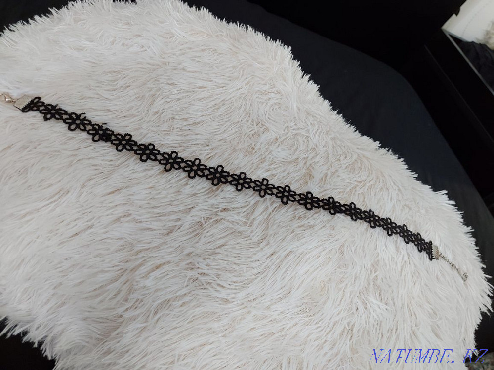 Choker new, material Astana - photo 1