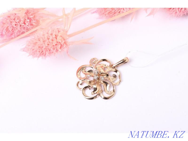 Pendant with diamonds, gold 585 Russia, weight 2.02 g. No. 38526 Almaty - photo 1