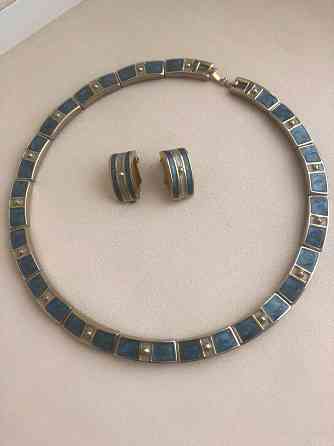 Шейное украшение и клипсы из сине-голубой эмали -финифти. Караганда