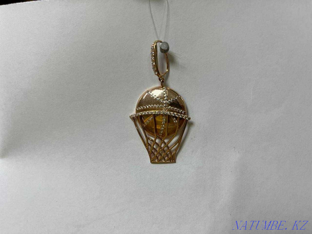 Золотой кулон 8,4 гр (г. Кокшетау, ул. Ауельбекова 147) Кокшетау - изображение 2