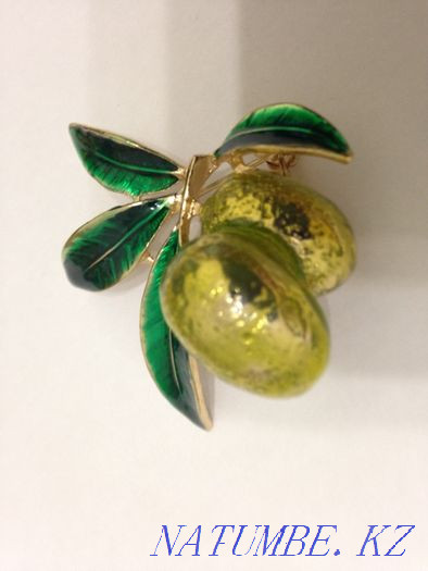 Брошь новая в идеальном состоянии цена снижена Астана - изображение 2