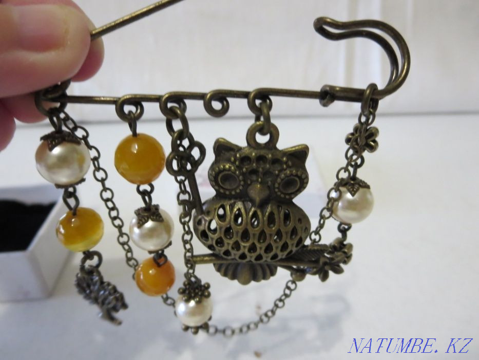 Selling a brooch for 5500! Ust-Kamenogorsk - photo 2