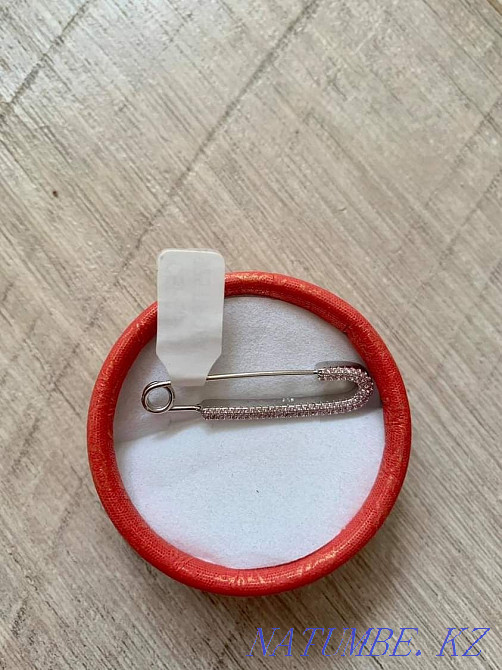 Балаларға арналған күміс брошь  Алматы - изображение 1