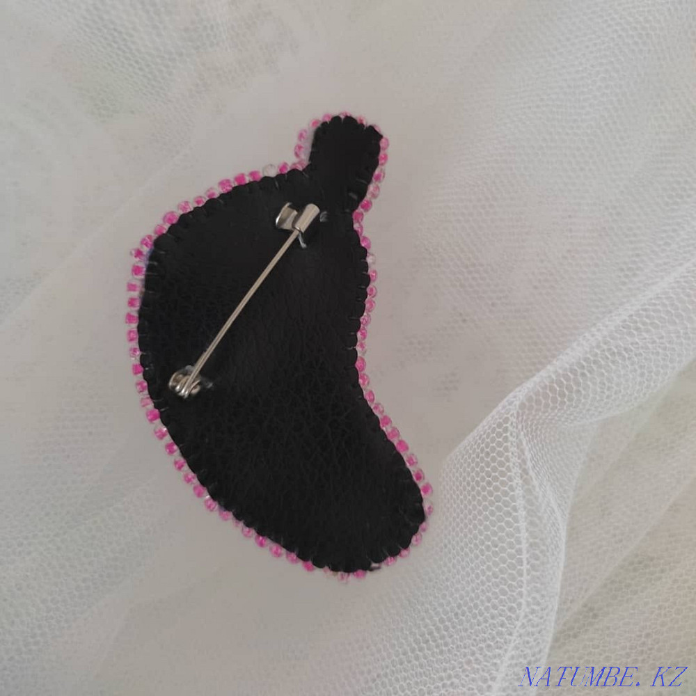 Selling a brooch for a child Ust-Kamenogorsk - photo 2