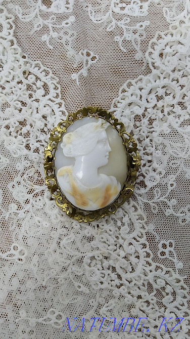 Антикалық брошь - Қабықтағы камео  Астана - изображение 5