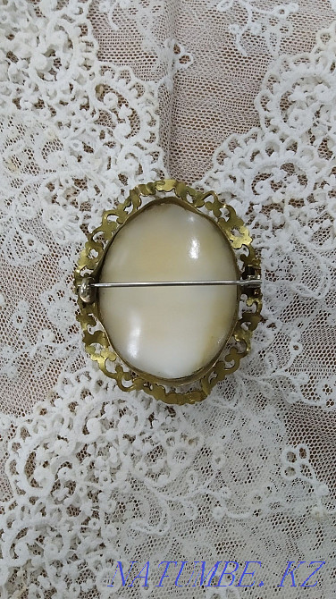 Антикалық брошь - Қабықтағы камео  Астана - изображение 4