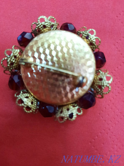 I will sell a brooch of the Soviet period. Pavlodar - photo 2