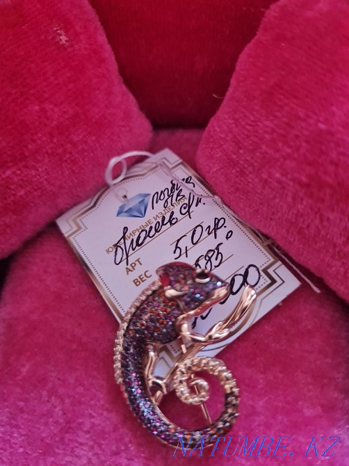 Брошь золотой 585 проба можно в кредит Астана - изображение 3