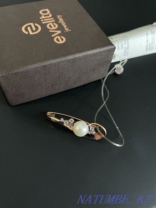 Брошка золотоая на пломбе Атырау - изображение 1